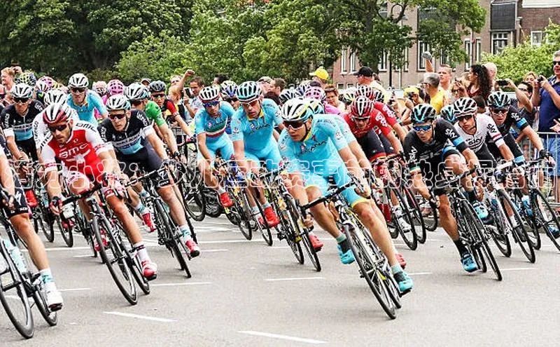 活力小将：少儿运动赛事前的热身操指南